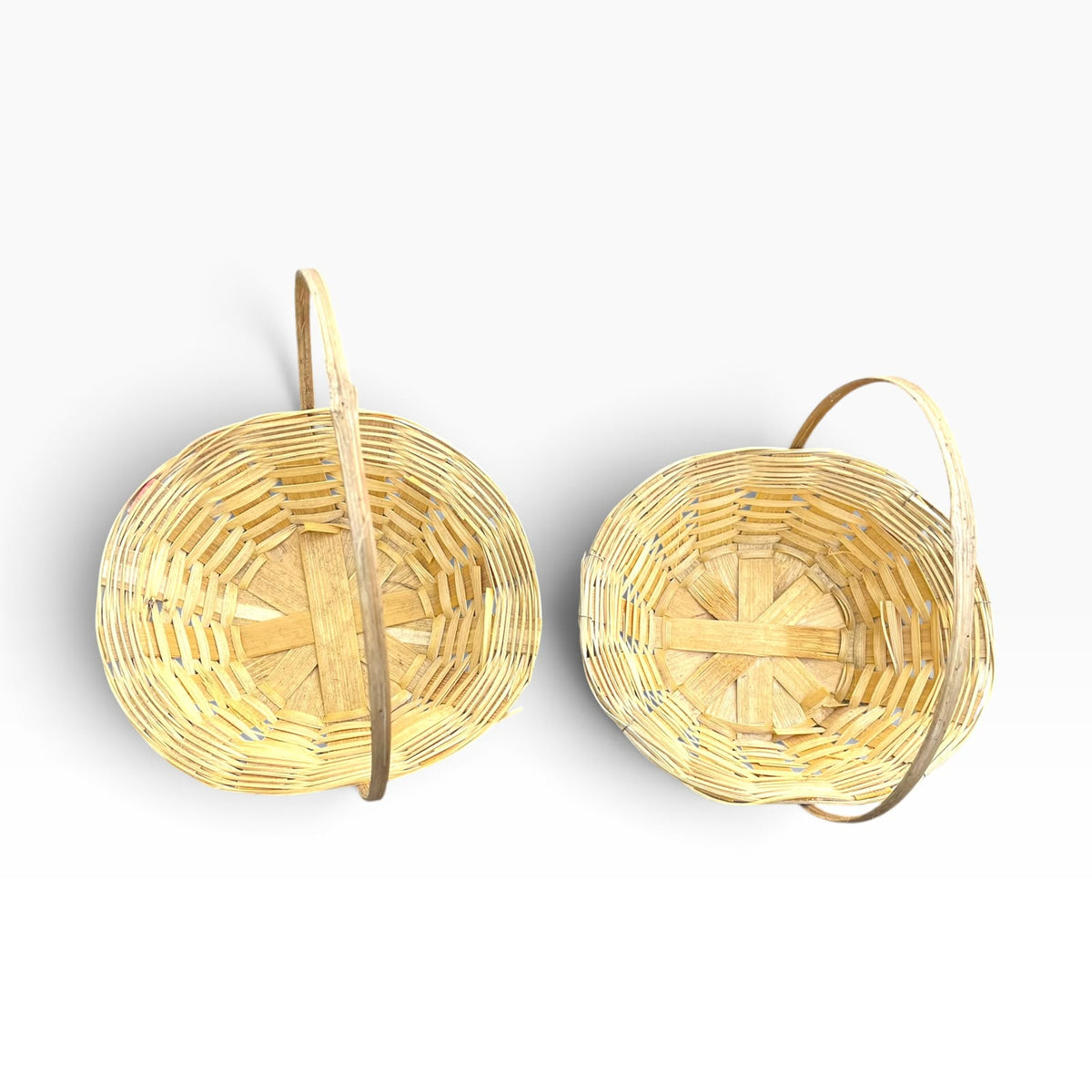2 Handwoven Natural Bamboo Basket with Tall Handle, Boat-Shaped Flower & Pooja Offering Basket, Multipurpose Craft Basket for Temple, Haldi-Kumkum, Wedding & Festive Use